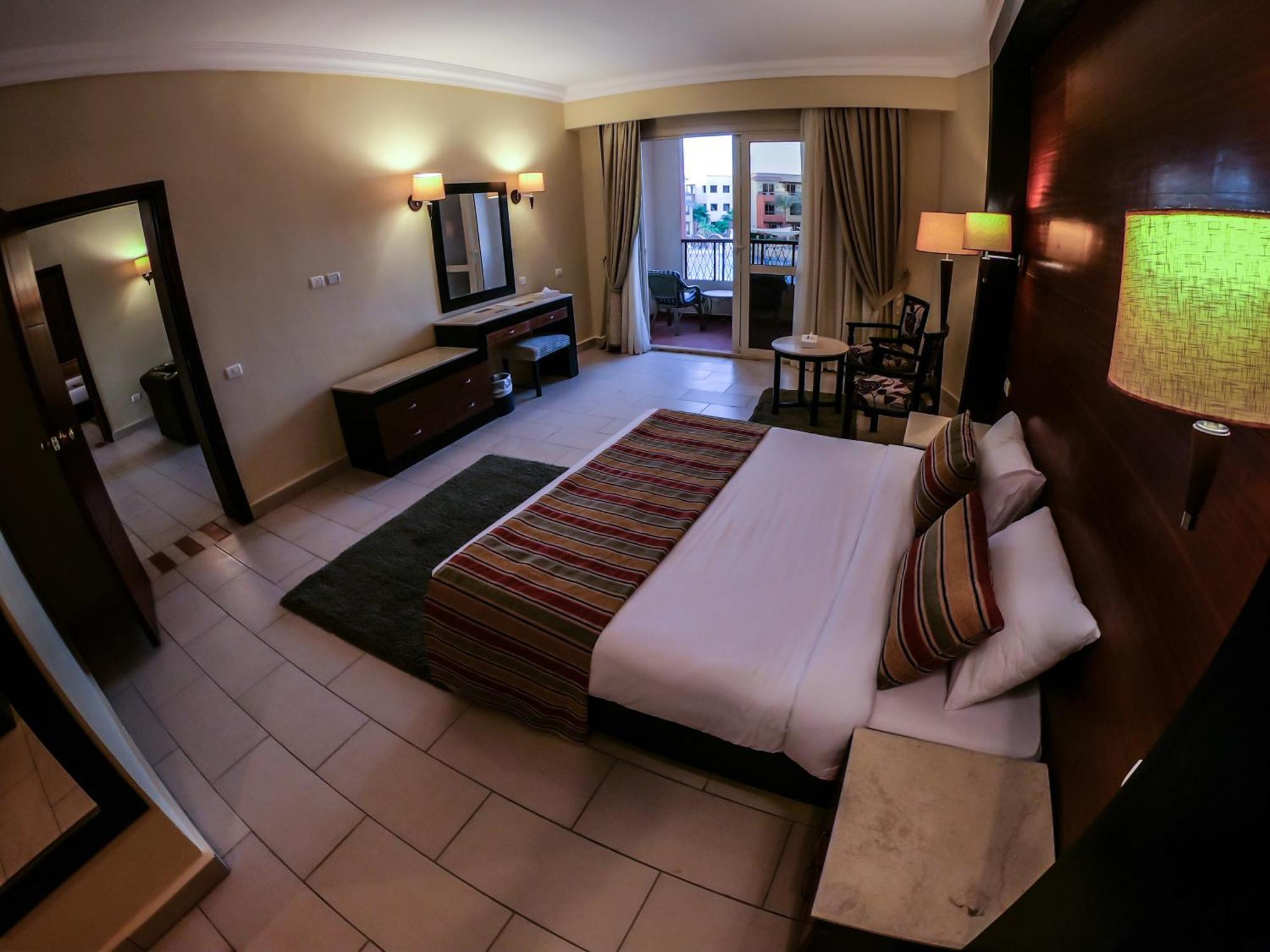 Regency Plaza Aqua Park And Spa Resort Sharm el-Sheikh Exteriör bild