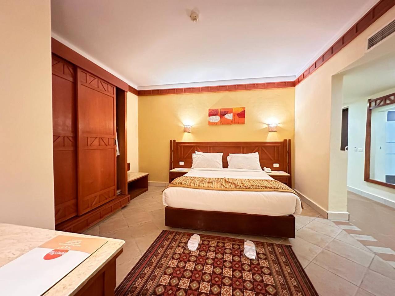 Regency Plaza Aqua Park And Spa Resort Sharm el-Sheikh Exteriör bild